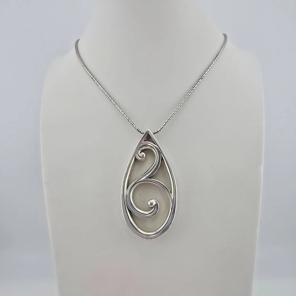 BRIGHTON 'Twinkle Loop' Necklace Swirl Openwork Round Box Chain Silver Plate 32
